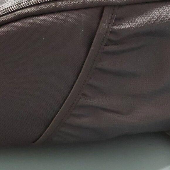 NWT, CAMERA BACKPACK. this bag is also complete with tripod. BY ultimaxx. Black - Picture 5 of 16